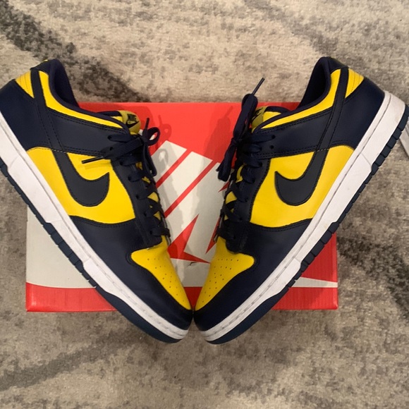 Nike dunk low Michigan - Picture 1 of 5